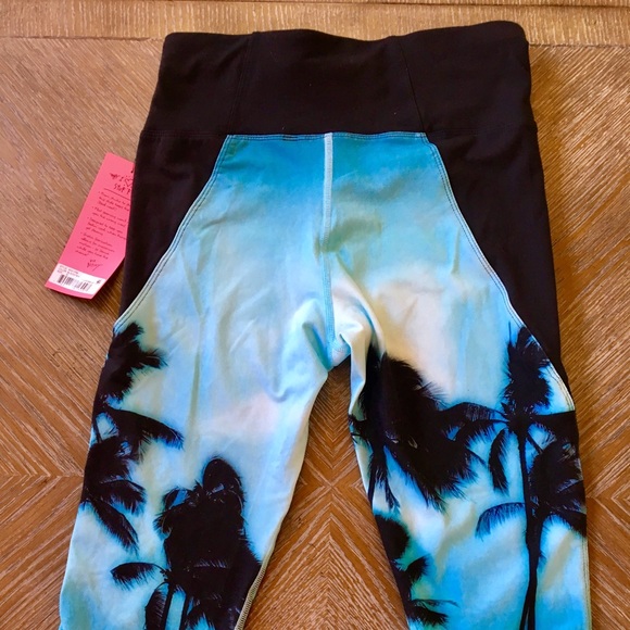 Betsey Johnson Exercise Capri Tropical Size S - Picture 5 of 8